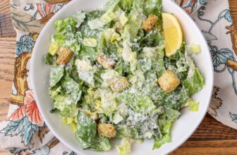 Traditional Caesar Salad – Barefeet within the Kitchen