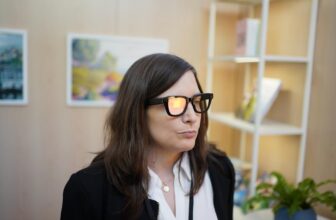 Light-weight however with a restricted discipline of view