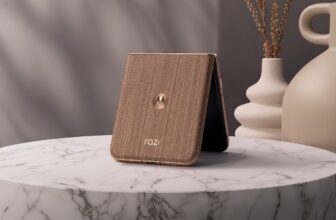 Motorola’s new Razr telephones really feel like a push again into the large leagues