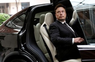 Elon Musk reportedly fired a key Tesla government following one other month of flagging gross sales